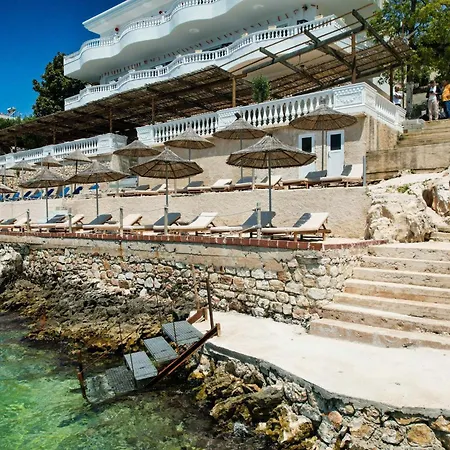 Cako 3* Saranda
